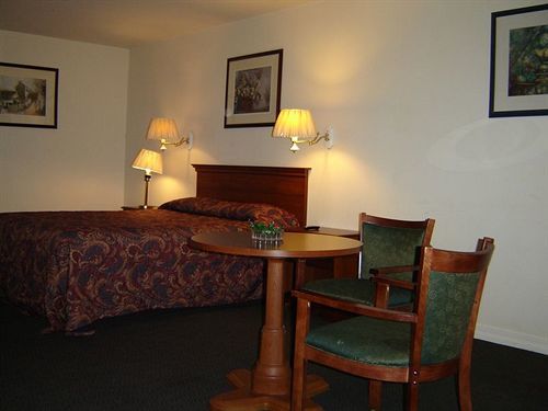 Budget Motor Inn- Stony Point מראה חיצוני תמונה